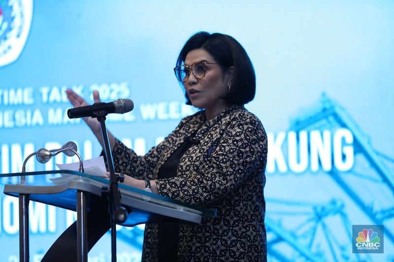 Heri Firdaus (INDEF) dalam acara Indonesia Maritime Talk 2025 di Ritz Carlton, Jakarta, Selasa (25/2/2025). (CNBC Indonesia/Tri Susilo)