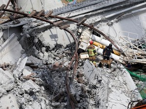 2 Pekerja Tewas Akibat Proyek Jembatan Jalan Raya di Korsel Ambruk