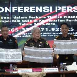 Kejagung Sita Uang Tunai Lebih Rp565 M dari Kasus Korupsi Impor Gula