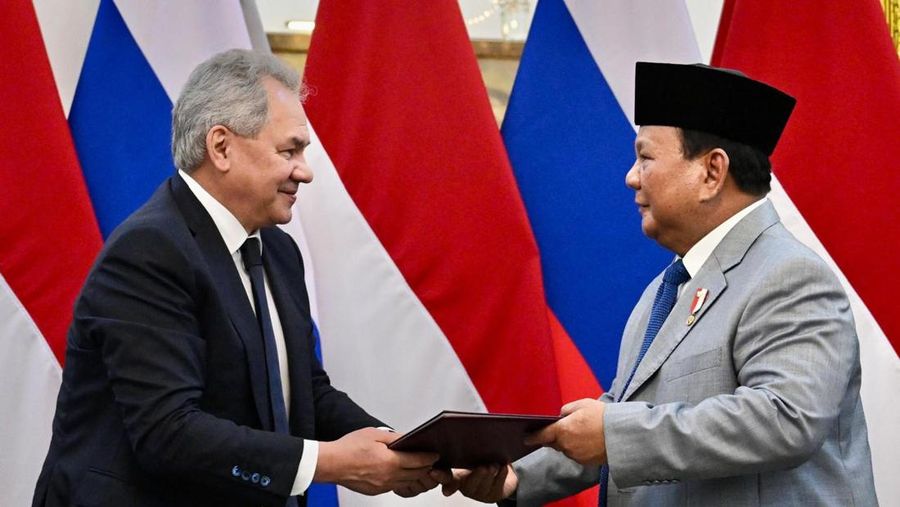 Presiden Prabowo Subianto, menerima kunjungan kehormatan Sekretaris Dewan Keamanan Federasi Rusia, Sergei K. Shoigu, di Istana Merdeka, Jakarta, pada Selasa, (25/2/2025). (Dok. Biro Pers Sekretariat Presiden)