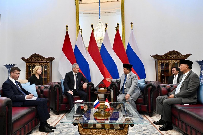 Presiden Prabowo Subianto, menerima kunjungan kehormatan Sekretaris Dewan Keamanan Federasi Rusia, Sergei K. Shoigu, di Istana Merdeka, Jakarta, pada Selasa, (25/2/2025). Presiden Prabowo Subianto, menerima kunjungan kehormatan Sekretaris Dewan Keamanan Federasi Rusia, Sergei K. Shoigu, di Istana Merdeka, Jakarta, pada Selasa, (25/2/2025). (Dok. Biro Pers Sekretariat Presiden)