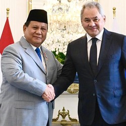 Media Rusia Sorot Prabowo Bertemu Tangan Kanan Putin di RI, Sebut Ini