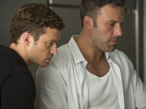 Sinopsis Film Runner Runner, Perang Psikologi dan Dunia Judi Malam