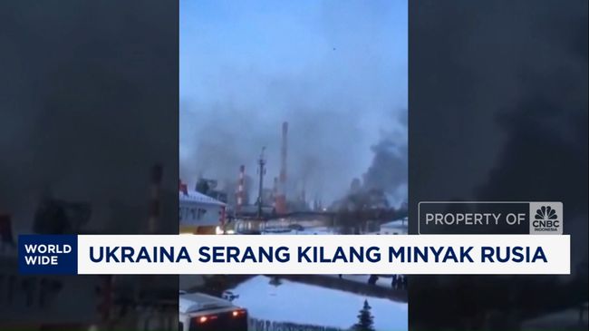 Ukraina Serang Kilang Minyak Rusia