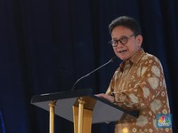 OJK Ingatkan Generasi Muda Pengguna BNPL Hal Ini