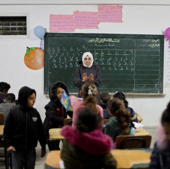 Potret Anak-Anak Gaza Kembali Sekolah di Tengah Ancaman Maut