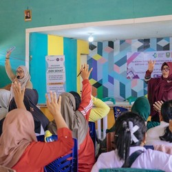 Tekan Stunting, ANTAM Perkuat Peran Kader Posyandu di Tayan