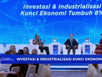 Video: Investasi dan Industrialisasi Jadi Kunci Ekonomi 8%
