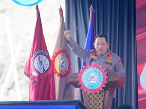 Kapolri Ajak Buruh Tingkatkan Skill Agar Bisa Bersaing