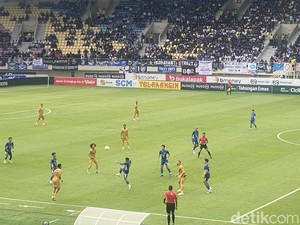 Rafinha Bawa PSIM Jogja Ungguli Bhayangkara FC 1-0 di Babak Pertama