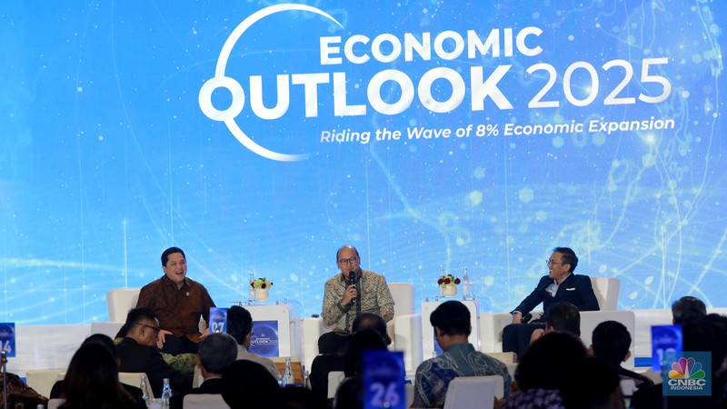 Menteri Investasi dan Hilirisasi / Kepala BKPM, Rosan Roeslani menyampaikan pemaparan dalam acara CNBC Indonesia Economic Outlook 2025 di Hotel Westin, Jakarta, Rabu (26/2/2025). (CNBC Indonesia/Muhammad Sabki) Menteri Investasi dan Hilirisasi / Kepala BKPM, Rosan Roeslani menyampaikan pemaparan dalam acara CNBC Indonesia Economic Outlook 2025 di Hotel Westin, Jakarta, Rabu (26/2/2025). (CNBC Indonesia/Muhammad Sabki)