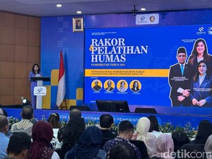 Menkomdigi Meutya Minta Akun Medsos Pemerintah Aktif atau Matikan