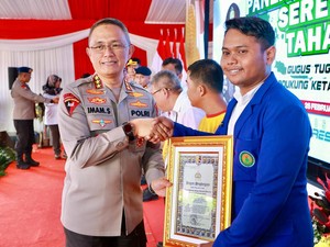 Polri Libatkan Mahasiswa Tanam Jagung: Ketahanan Pangan Kedaulatan Negara