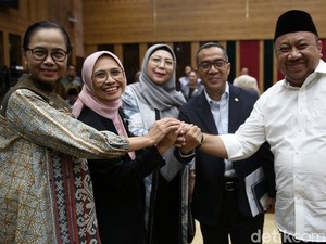 Video: Wejangan Komisi X ke Mendiktisaintek Brian Yuliarto di Rapat Perdana