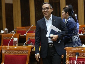 Mendiktisaintek Apresiasi SMA KTB: Pintu Lahir Calon Pemimpin Bangsa