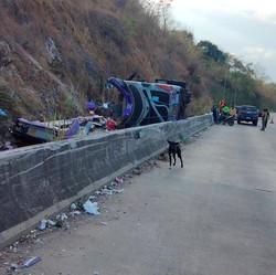 Kecelakaan Maut Bus Wisata Pejabat, 18 Tewas