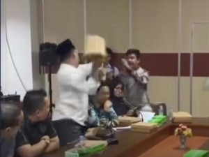 RDP DPRD Samarinda Ricuh, Anggota Dewan Lempar Kotak Makan ke Pejabat PUPR