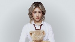 Audi Kirana Rilis Shell of a Man, Lagu Rock soal Isu Impostor Syndrome