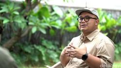 Formula Tuku Memikat Warga, dari Kedai Kecil hingga Beli Stasiun