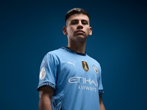 Sebelum Gabung Man City, Echeverri Bicara dengan Aguero