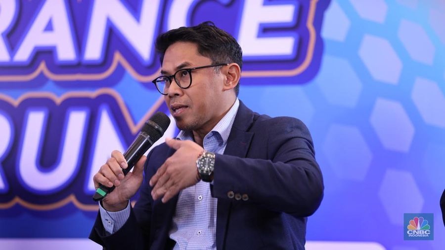Direktur Utama BRI Life, Aris Hartanto menyampaikan paparan dalam ²©²ÊÍøÕ¾ Insurance Forum di Jakarta, Kamis (27/2/2025). (²©²ÊÍøÕ¾/Tri Susilo)
