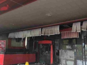 Kebakaran di Kantor Bupati Minahasa Utara, Lobi Gedung Hangus