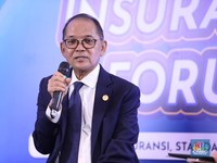Bos OJK Tegaskan Peran Penting Asuransi Kesehatan