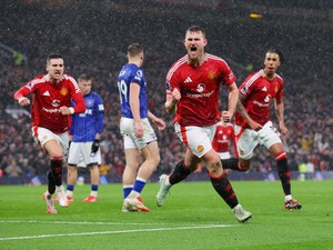 Seru! MU Vs Ipswich Imbang 2-2 di Babak Pertama