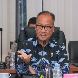 Bukan Perintah, Menperin Minta Produsen Mobil di RI Berkorban, Kenapa?