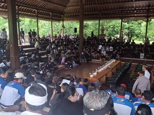 2 Bulan Setop Operasi, BEM Unud-Pengguna TMD Kembali Geruduk DPRD Bali