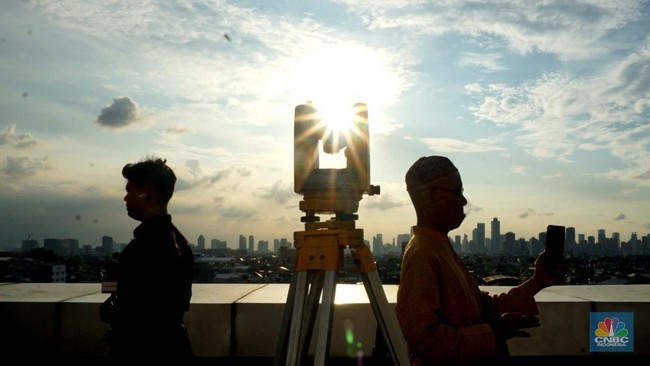 Sidang Isbat 17 Februari, Pakar Astronom Pastikan Hilal Tidak Terlihat