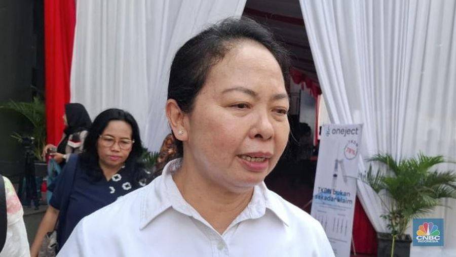 Direktur Industri Minuman, Hasil Tembakau, dan Bahan Penyegar Kemenperin, Merrijantij Punguan saat ditemui di Kawasan Industri Terpadu Indonesia China, Bekasi, Jumat (28/2/2025). (²©²ÊÍøÕ¾/Martyasari RIzky)