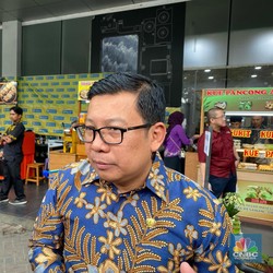 Rupiah Keok Impor Gula-Daging Disetop? Ini Penjelasan Bos Badan Pangan