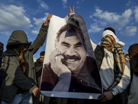 Setelah 40 Tahun, Militan PKK Umumkan Gencatan Senjata dengan Turki