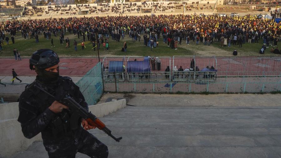 Militan Kurdi mengumumkan gencatan senjata dengan Turki menyusul seruan penting dari pemimpin Partai Pekerja Kurdistan (PKK) yang dipenjara, Abdullah Ocalan, yang meminta kelompok itu membubarkan diri. (Photo by Delil SOULEIMAN / AFP)