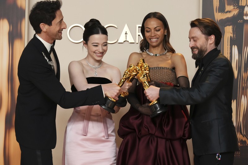 Samantha Quan, from left, winner of the award for best picture for 