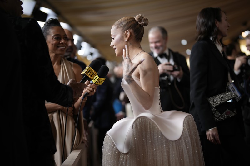 Ariana Grande tiba di Oscar pada hari Minggu, 2 Maret 2025, di Dolby Theatre di Los Angeles. Ariana Grande tiba di Oscar pada hari Minggu, 2 Maret 2025, di Dolby Theatre di Los Angeles. (Photo by Richard Shotwell/Invision/AP)