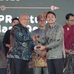 Bangun Komunikasi Transparan, Waskita Karya Raih Penghargaan Ini