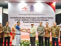 Babe Haikal Blusukan ke Pabrik Ajinomoto, Dorong Ekosistem Halal RI