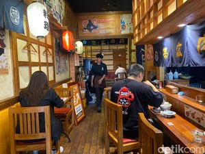Video: Rela Antre Panjang demi Cicip Nikudon Karubi di Restoran Berkonsep Ghibli
