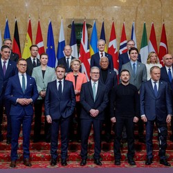 Zelensky Ricuh dengan Trump, Eropa Satukan Suara Dukung Penuh Ukraina