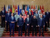 Zelensky Ricuh dengan Trump, Eropa Satukan Suara Dukung Penuh Ukraina