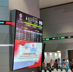 Pelaku Pasar Modal Solid, IHSG Langsung Terbang 4%