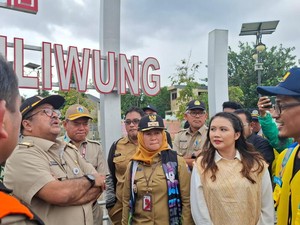 Video Rano Karno Bakal Gencarkan Pengerukan Sungai Atasi Banjir di Jakarta