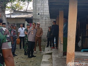 Warga Korban Banjir Bengawan Solo Curhat ke Kapolres Bojonegoro