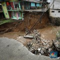 Jembatan Putus-Rumah Warga Penuh Lumpur dan Hancur Diterjang Banjir