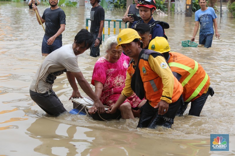 Banjir Stasiun Bekasi. (CNBC Indonesia Tias Budiarto) Banjir Stasiun Bekasi. (CNBC Indonesia Tias Budiarto)