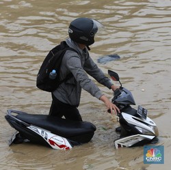 Kota Bekasi & Kabupaten Bekasi Dikepung Banjir, Begini Penjelasan BNPB