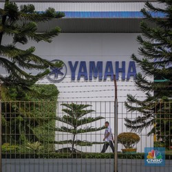 Lebaran Makin Dekat, Pabrik Yamaha-Sepatu Nike PHK Besar-besaran