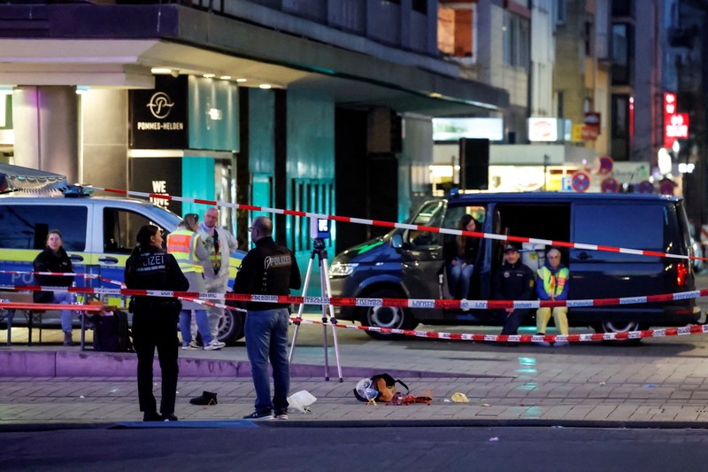 GERMANY-SECURITY/ Mobil tabrak kerumunan warga di Jerman. REUTERS/Heiko Becker